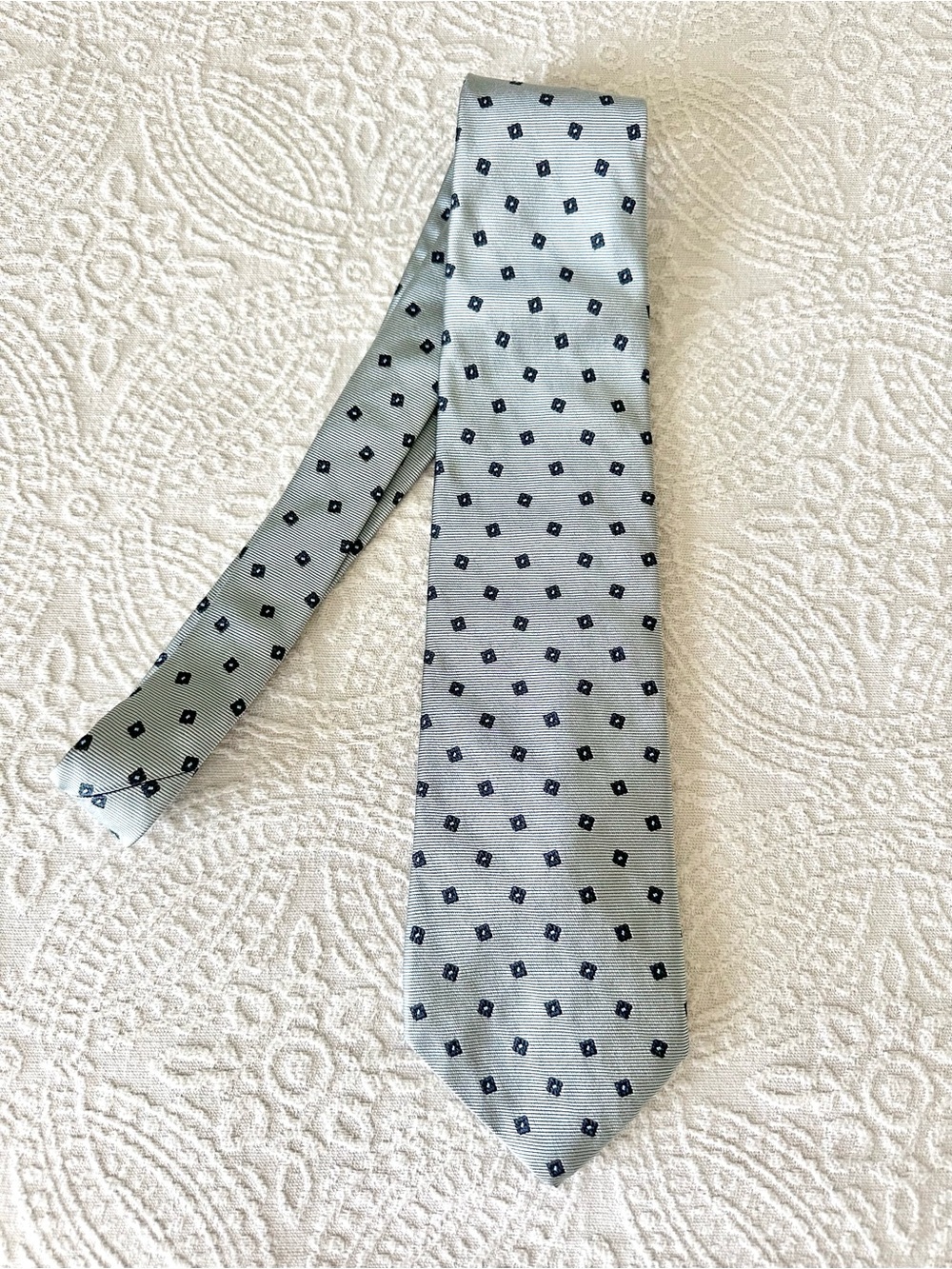 Brooks Brothers Makers Tie Gray Silver Deep Navy Dot Blue